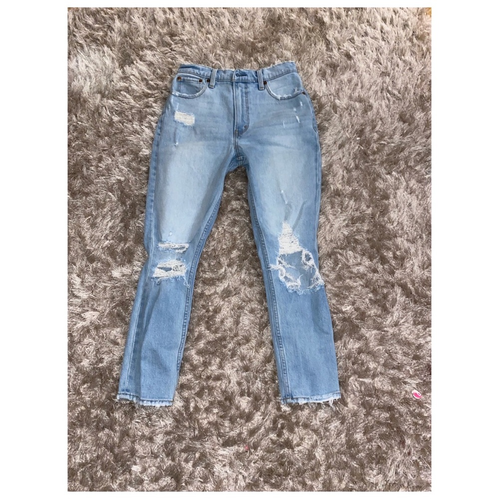 Abercrombie & Fitch distressed Jeans - Sz 27